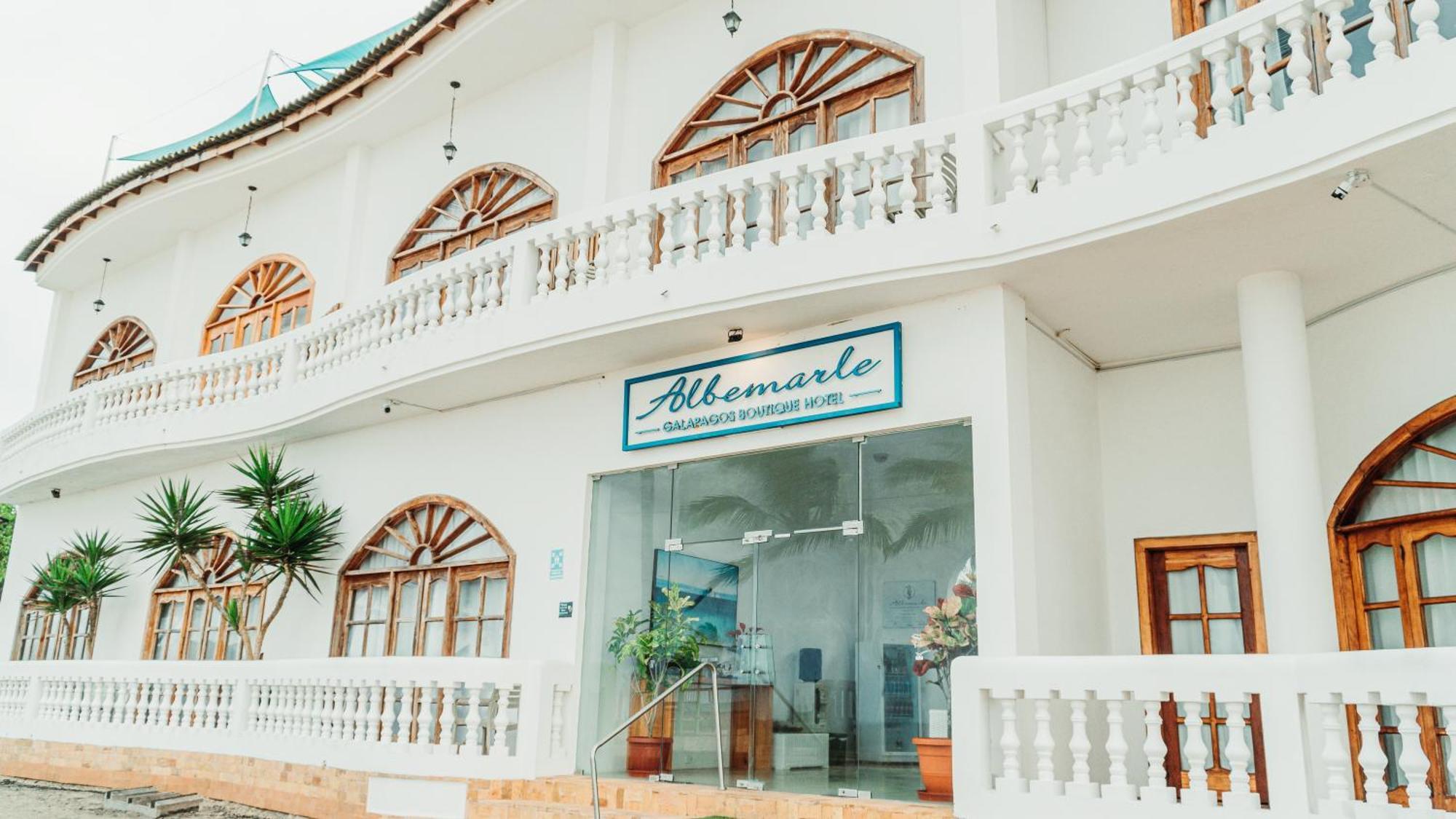 Hotel Albemarle Пуерто Виламил Екстериор снимка
